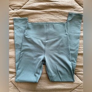 Vuori Women’s Leggings - Small